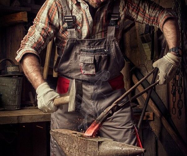 آهنگری: راهنمای کامل و تخصصی برای ساخت و تعمیرات فلزی