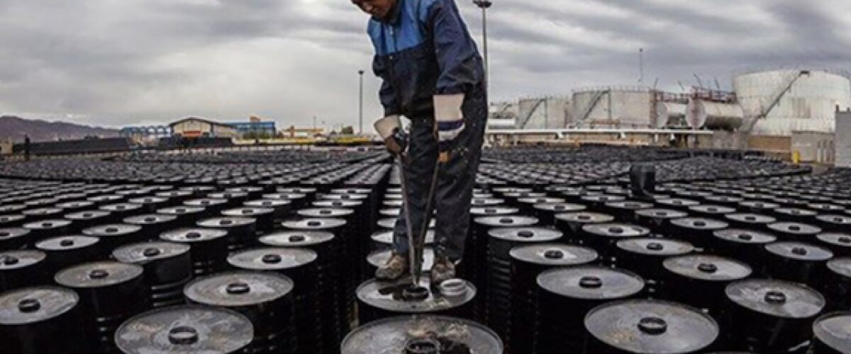 اختصاص قیر با ۵۰ درصد قیمت بورس به دستگاه‌های اجرایی