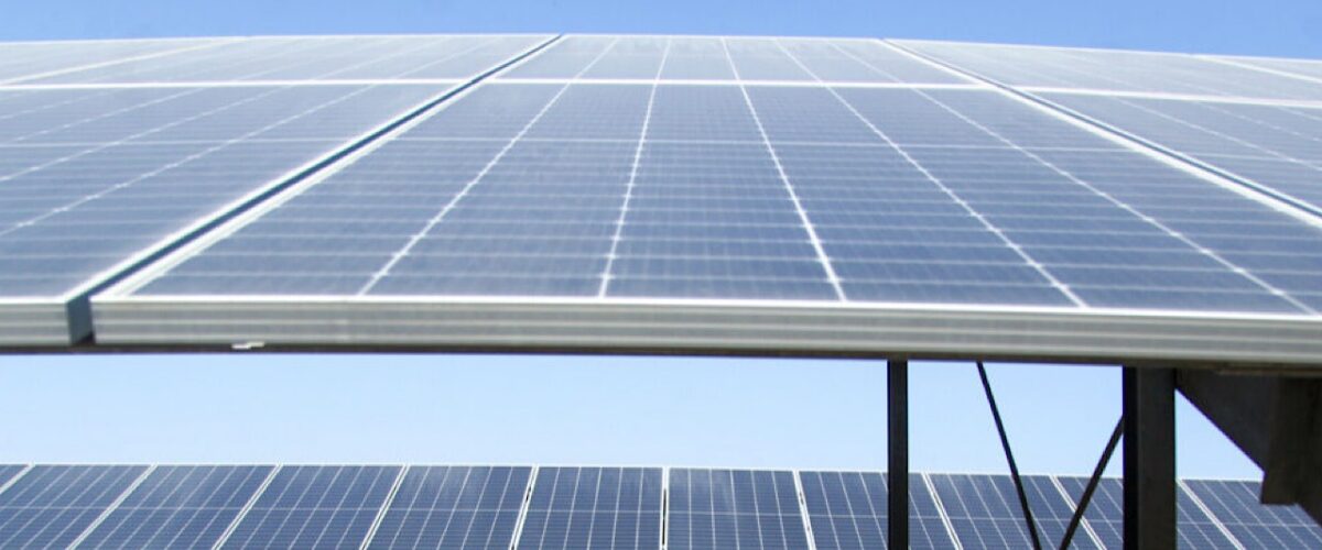 نخستین مدرسه مجهز به نیروگاه خورشیدی در تهران افتتاح شد