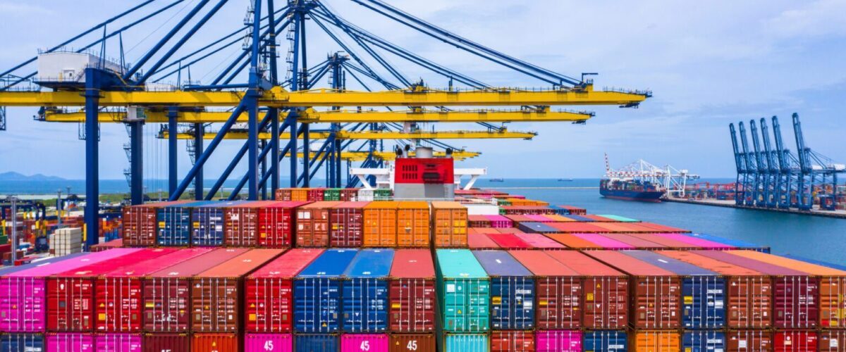 تحویل ۷۰ شناور دریایی تا پایان سال/ ظرفیت فعلی بنادر به ۳۰۰ میلیون تن رسید