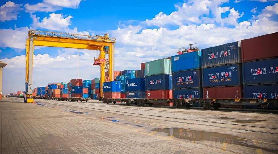 ایران دروازه طلایی عبور قطارهای چین به اروپا