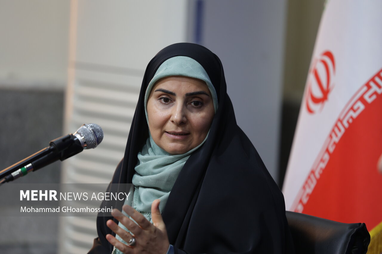 صادق: کریدورهای ترانزیتی محور تبدیل ایران به هاب لجستیک است