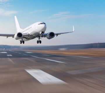 هیچ گونه محدودیت پروازی نداریم/ پروازهای عبوری نصف شده است