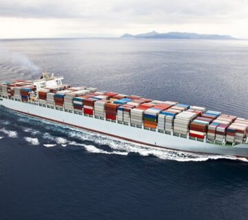 رکورد ماهانه تخلیه کالاهای اساسی در بندر امام شکسته شد