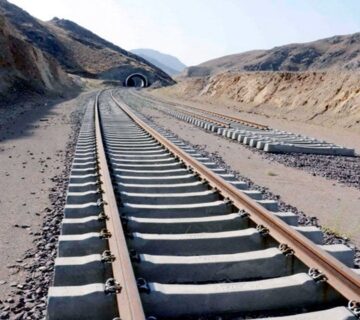 پروژه‌های چابهار–زاهدان و رشت–آستارا؛ پروژه‌های راهبردی در مسیر توسعه هستند