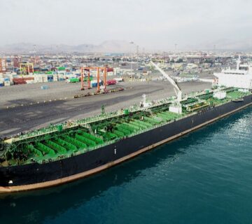 رکورد تخلیه یک کشتی کالای اساسی در بنادر ایران شکسته شد