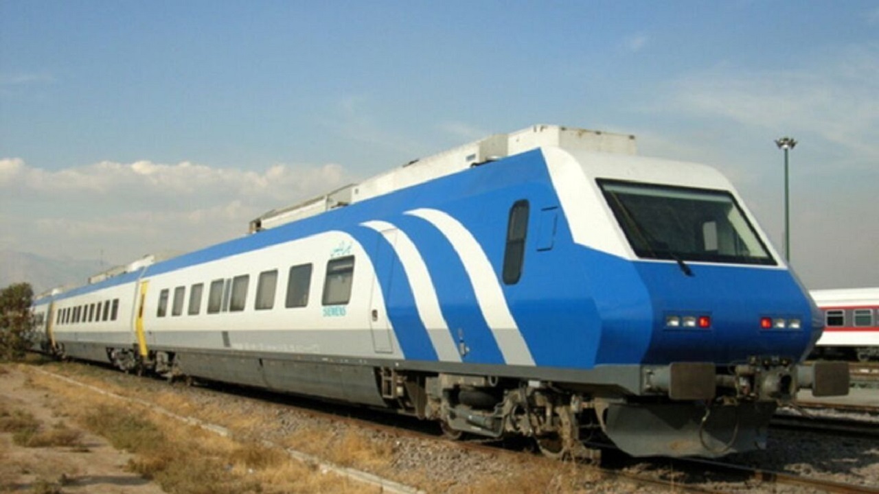 آغاز پیش فروش بلیت قطارهای نوروزی از ۱۰ اسفند